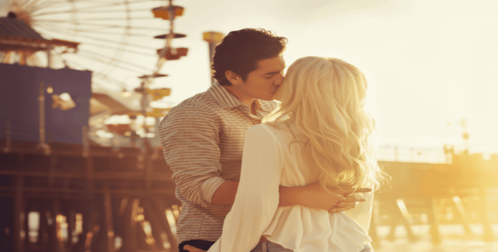 ¿Cómo saber si le gustas a una chica?: 10 señales claras